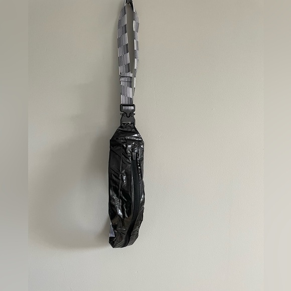 NWOT Free People Dew Drop Rain Jacket shiny black size XS - Picture 8 of 12